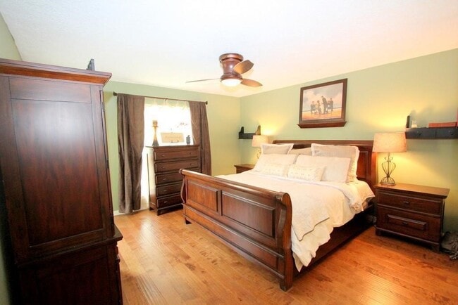 Photo - 12111 Sturdivant St