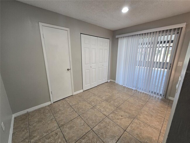 12109 Clearbrook Ct