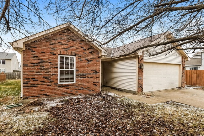 Photo - 5842 Kiah Ct