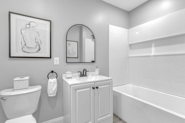 Photo - 80 E Hazeltine Ave