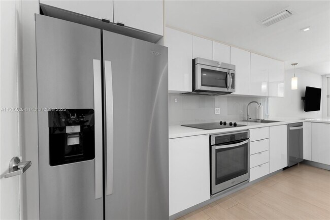 Photo - 1000 West Ave Unit 1522