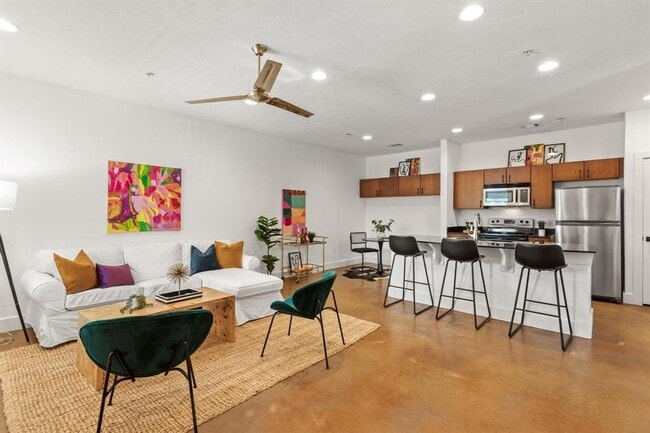 Building Photo - 1807 Poquito St Unit 44 Rental