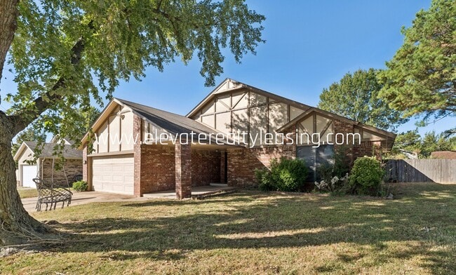 Photo - 11168 S Douglas Ave