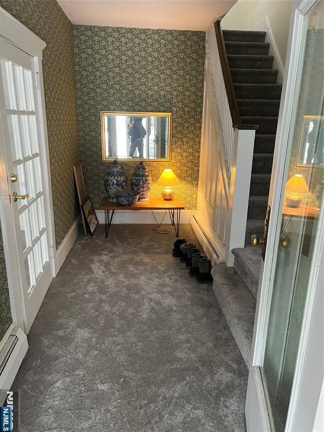 Photo - 206 Godwin Ave