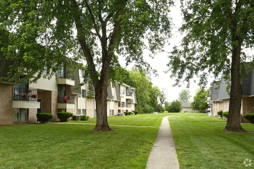 Building/Yard view