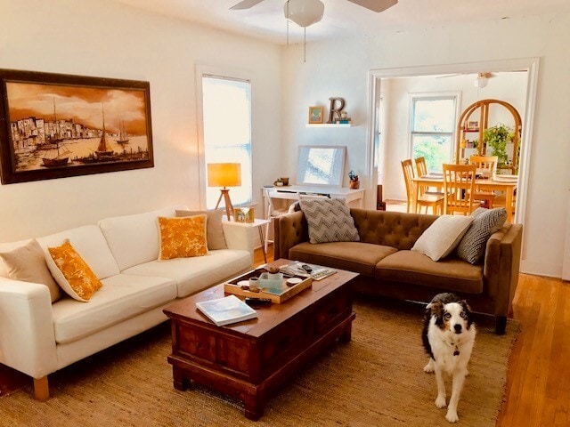 Photo - 1740 Banks St