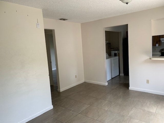 Building Photo - 2701 NE 22nd Ct Unit 2701 Rental