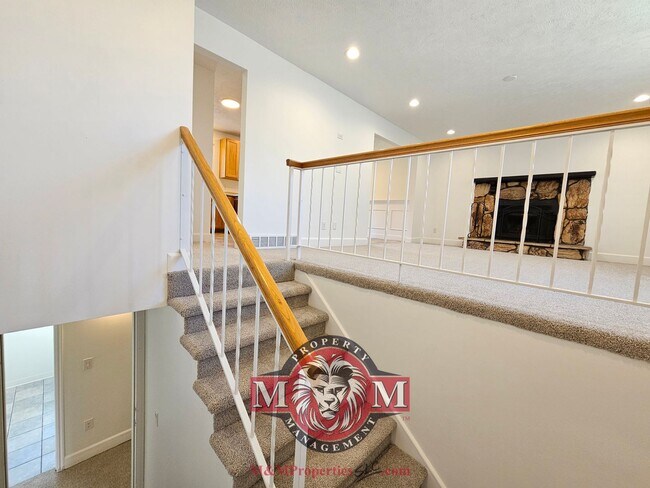 Photo - 4 Bd 2 Ba Home & Office in West Jordan