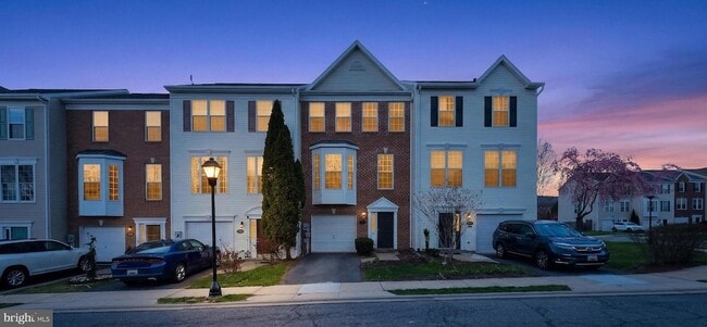 Building Photo - 2483 Lakeside Drive