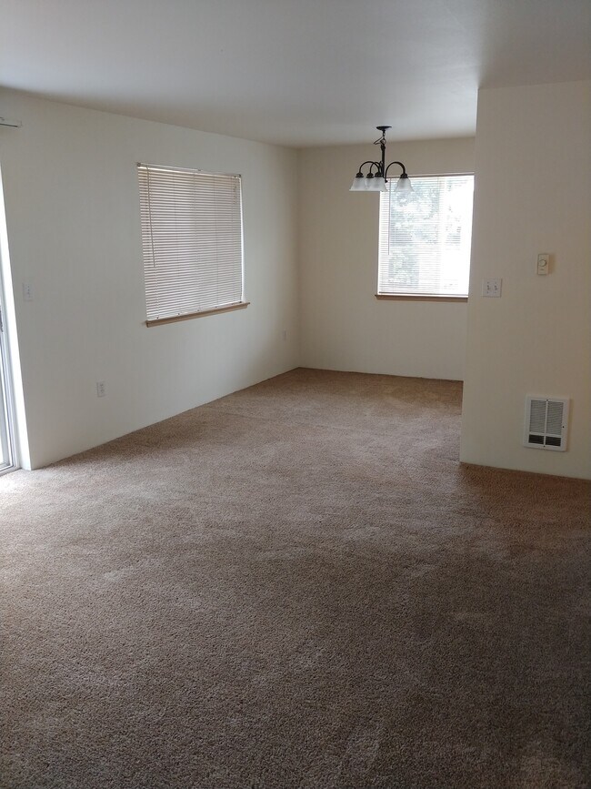 Willow Park Apartments Auburn, WA