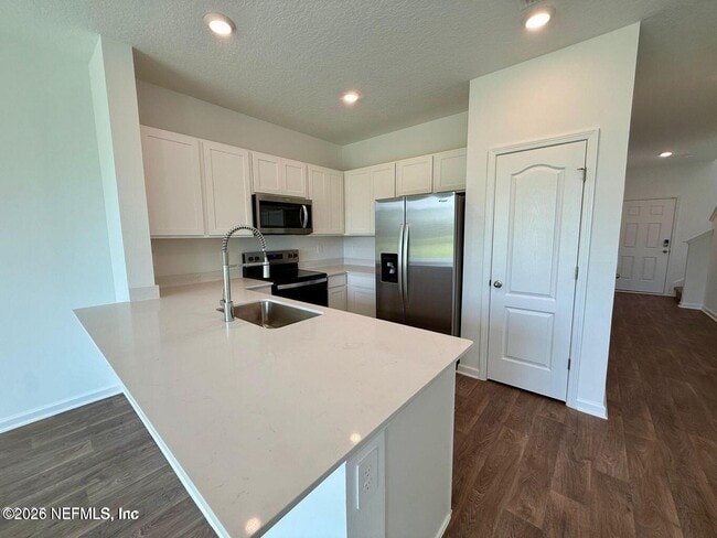 Photo - 1469 Jeremiah St