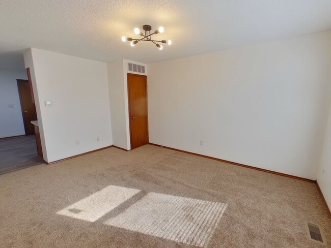 Photo - 3233 Illinois Apt #4