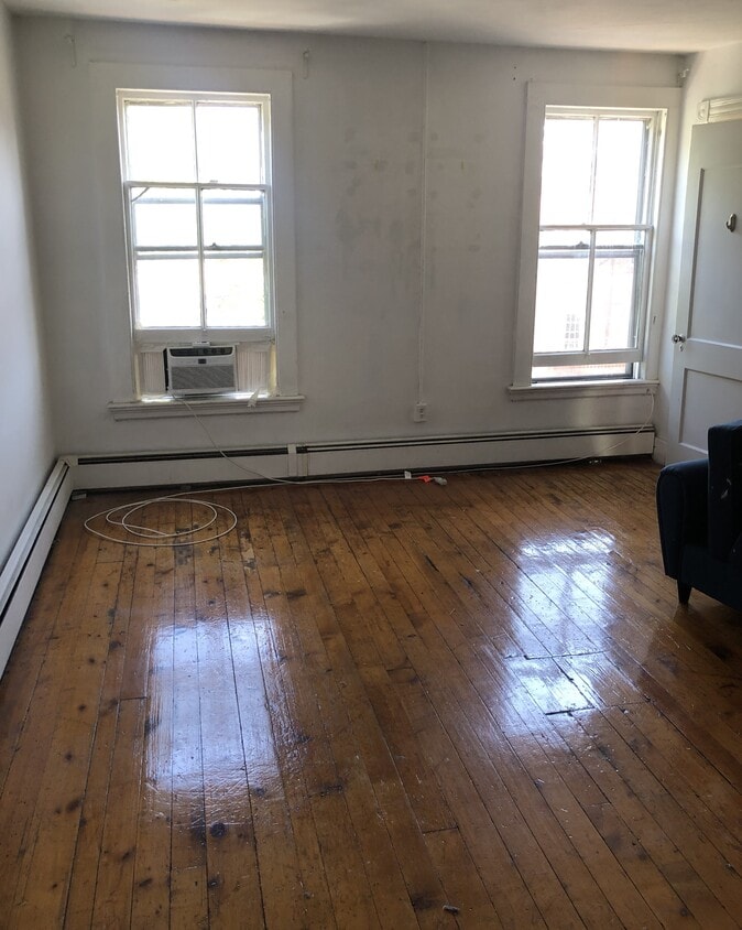 Photo - 204 Wooster St (New Haven, CT)