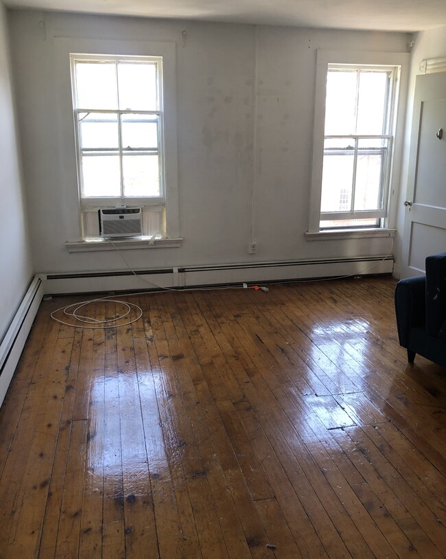 Photo - 204 Wooster St Apartments
