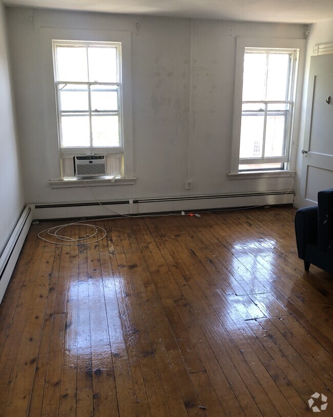 Building Photo - 204 Wooster St Unit Third Floor Rental