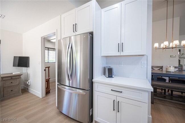 Photo - 2548 Tumble Brook Dr