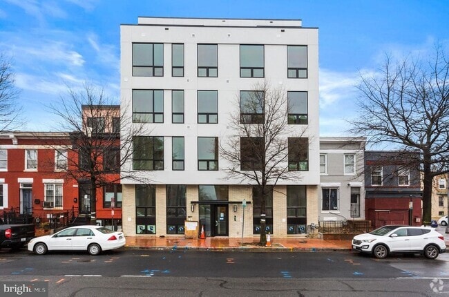 Building Photo - 2905 Georgia Ave NW Rental