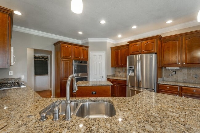Photo - 8517 Horseshoe Bend Ln