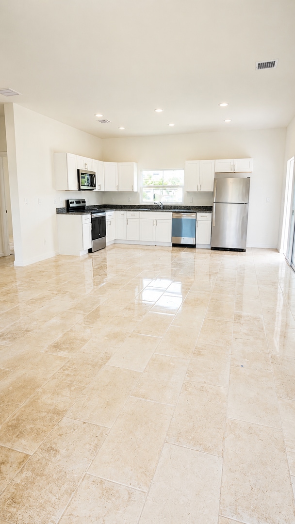 Photo - 3310 27th St W
