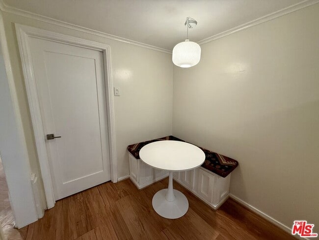 Photo - 1926 Hillcrest Rd