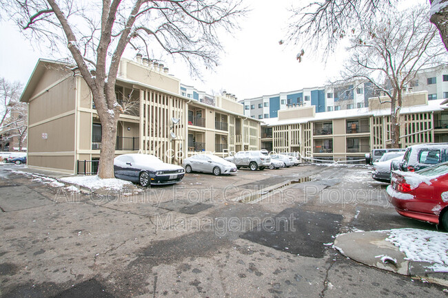 Photo - 1209 W Plum St Condo