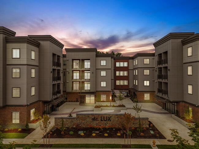 Building Photo - The Lux Rental