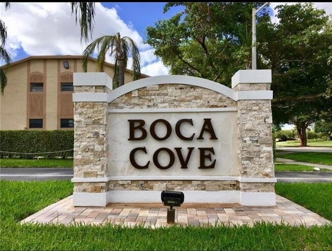 Photo - 9466 Boca Cove Cir Condo Unit 301