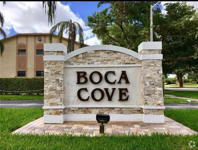Building Photo - 9466 Boca Cove Cir Unit 301 Rental