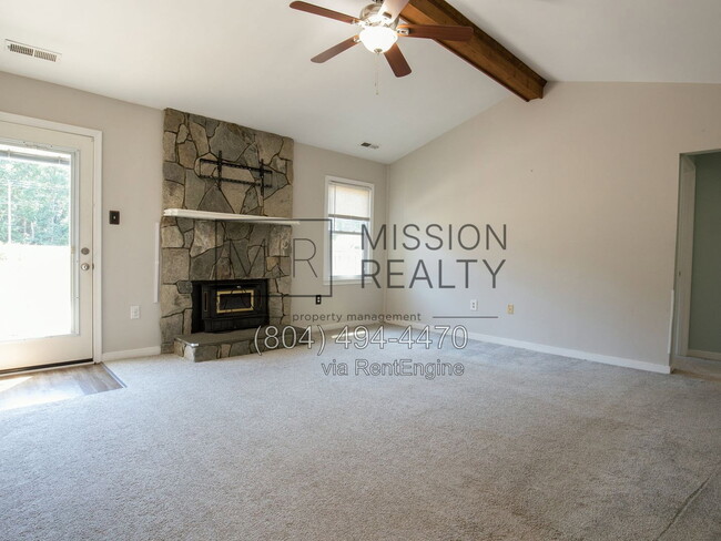 Photo - 7750 Robinwood Dr