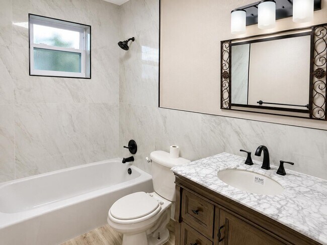 1723 NE Miami Gardens Dr Unit 237