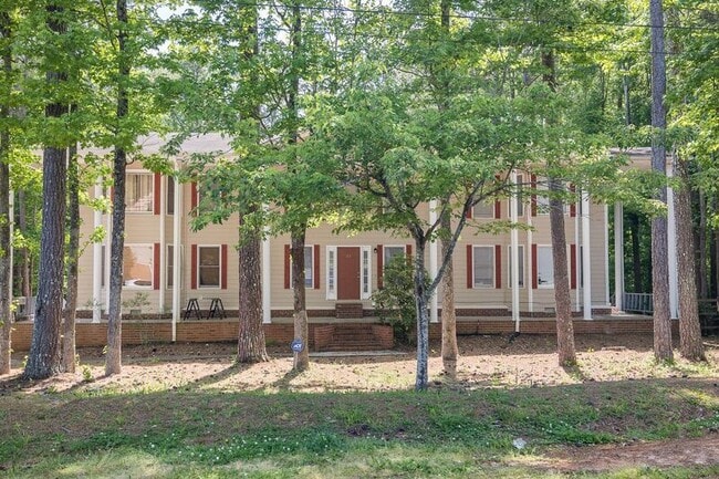 Building Photo - 275 Highland Park Dr Rental