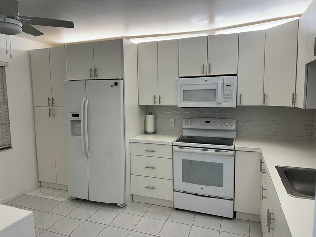 Photo - 901 SW 128th Terrace Unit 113a