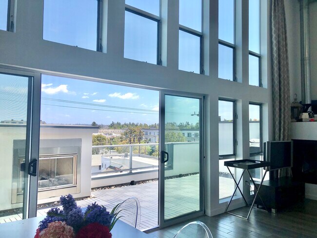 Photo - 4215 Glencoe Ave Unit PH403