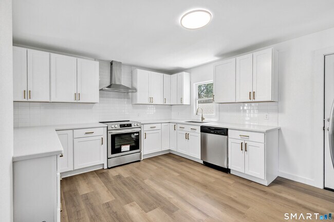 59 Lenox Ave