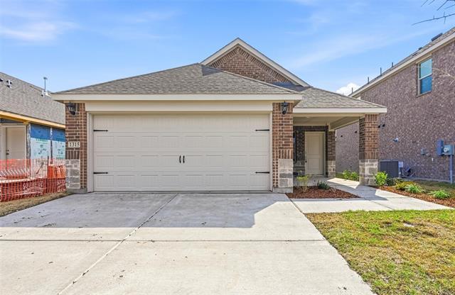 Building Photo - 1315 Hopes Lk Dr