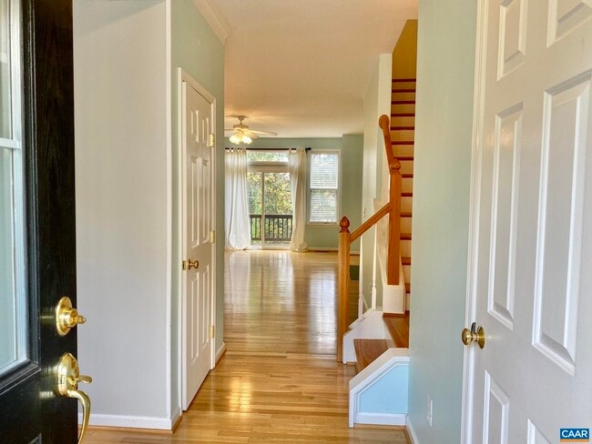 Photo - 100 Melbourne Park Circle