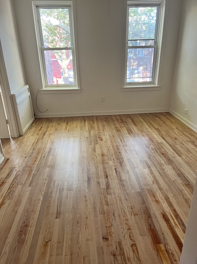 Photo - 518 Sheffield Ave Unit 2F