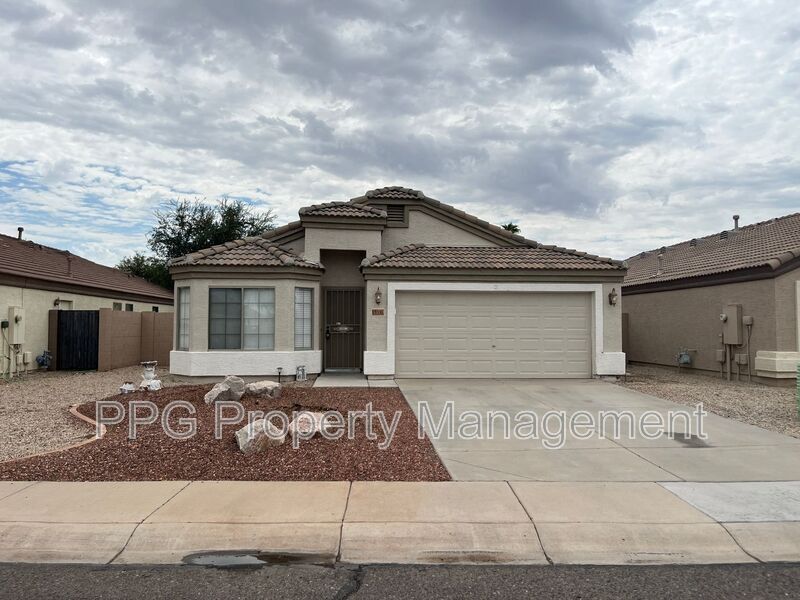 Photo - 15531 W Port Royale Ln Casa