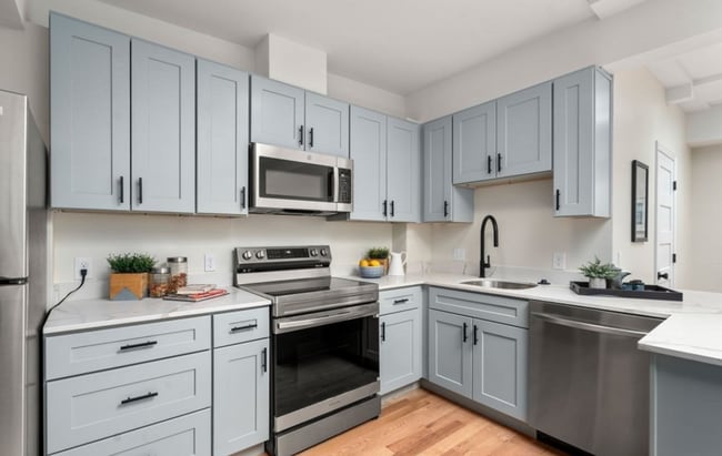 Photo - 202 Elm St Apartments Unit 3