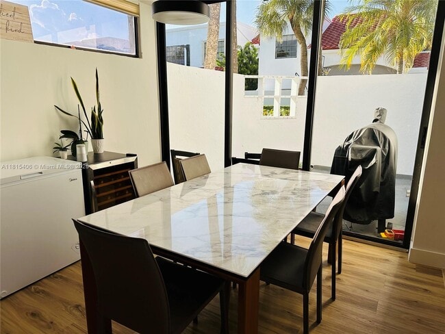 Photo - 20903 Leeward Ct House