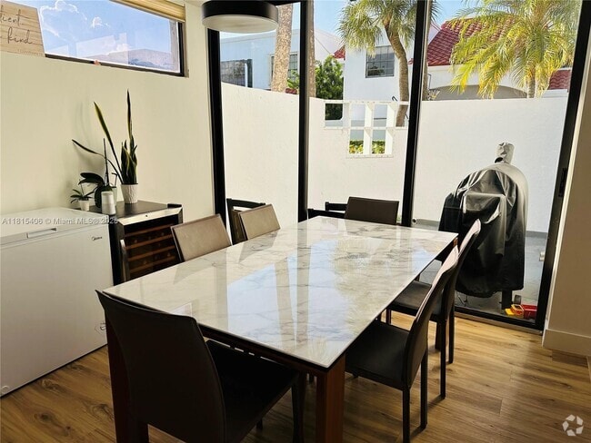 Building Photo - 20903 Leeward Ct Rental