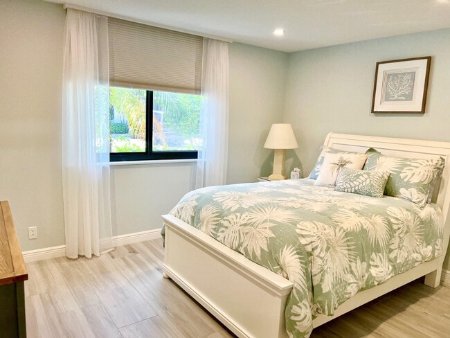 Photo - 1556 S Ocean Ln Unidad 103