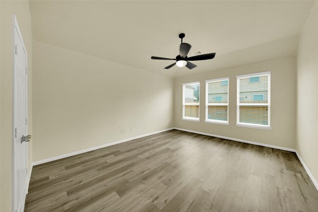 Photo - 20803 Fair Walnut Way