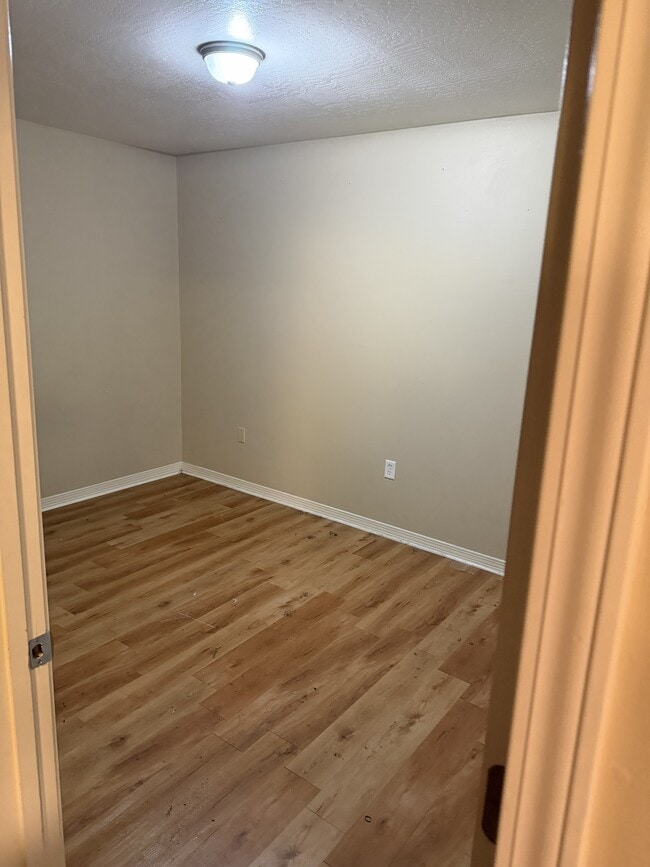 Photo - 125 West 9th Ave Unit 5