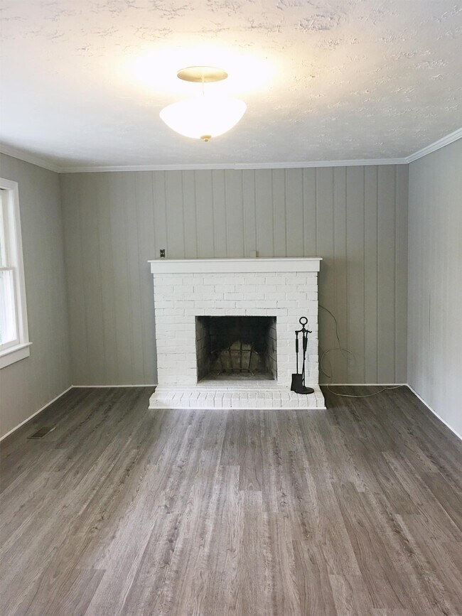 Photo - 209 Pine Valley Rd
