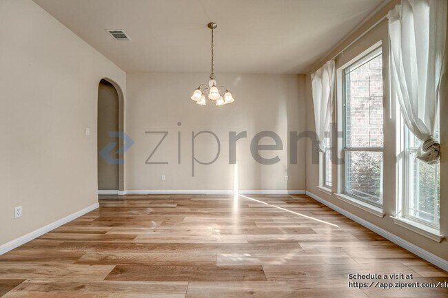 Photo - 706 Green Vista Ct