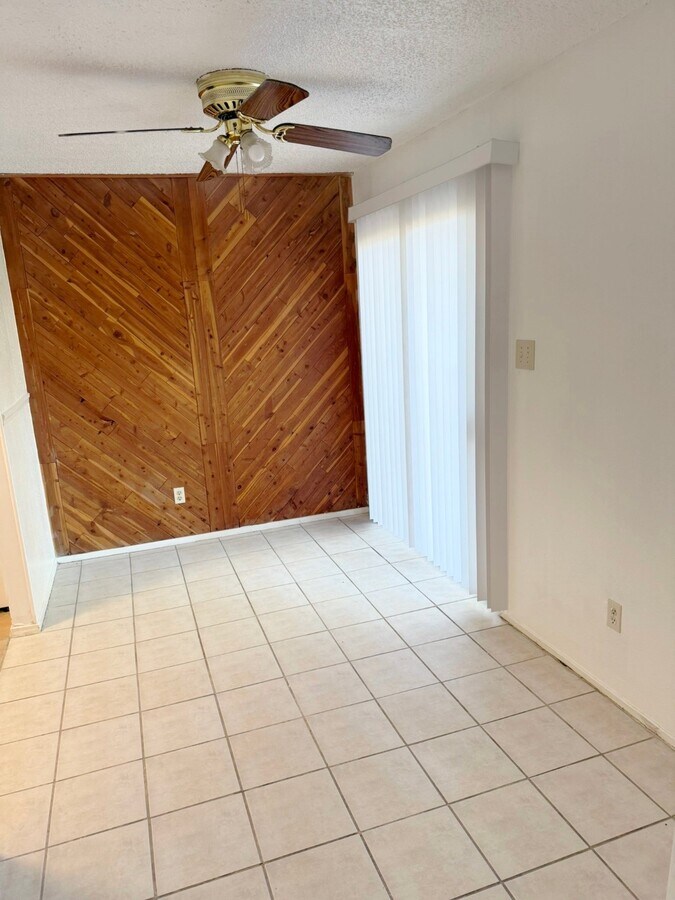 Photo - 5321 Pinewilde Dr Unidad True