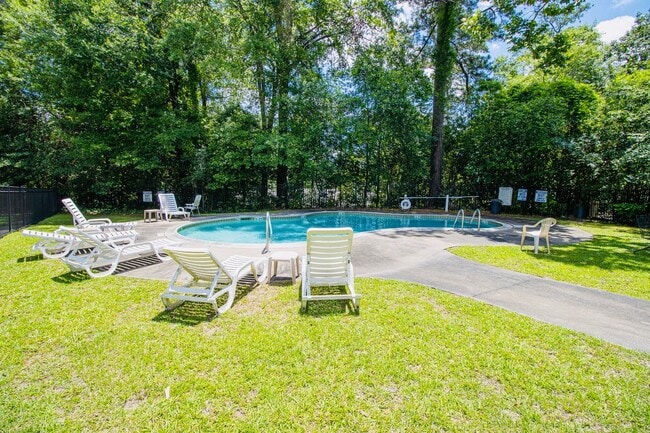 Photo - Bright & Modern 1-Bedroom Condo in Heathwood Court – Walkable & Inviting ~ Available May 2026!