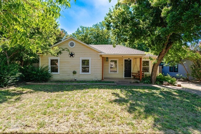 Photo - 1333 Amarillo St