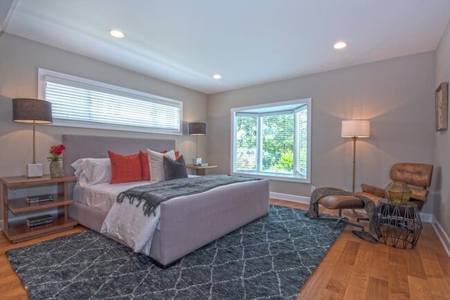 Photo - 2812 Anchor Ave